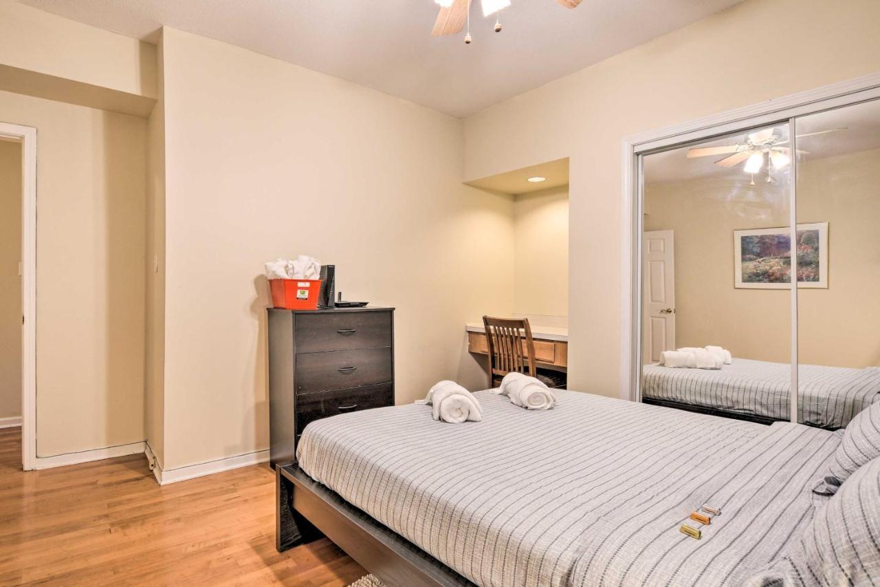 Modern About 9 Miles To Downtown! Apartment Chicago